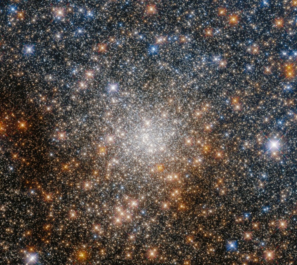 Hermosa imagen capturada por el Hubble del cúmulo globular Terzan 9
